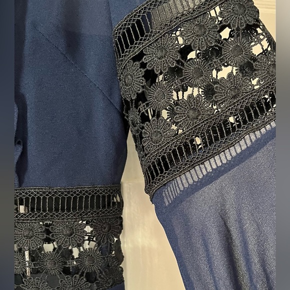 NEW! Self-Portrait Top - Picture 10 of 15